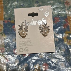 Claire's Snowflake Earrings with Silver and Pearl